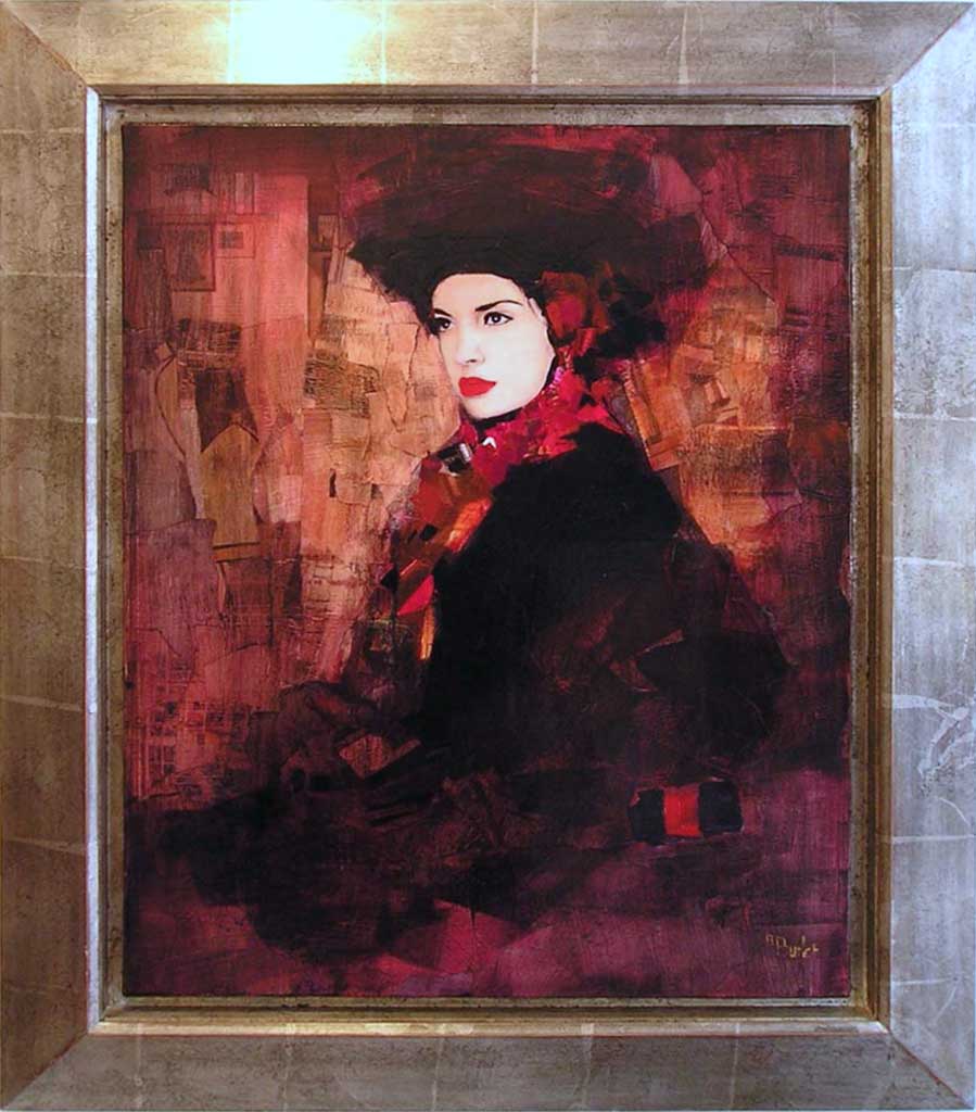 Dédale sur assiette noire traces de feuilles